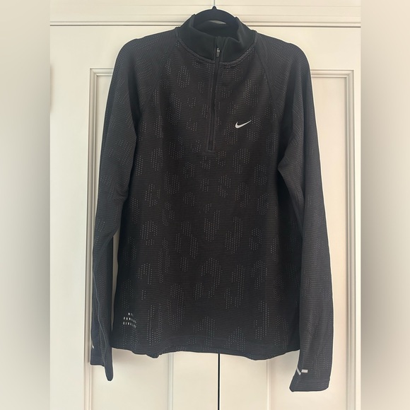 Nike Pinnacle Running Division Men’s Water Repellent 1/2 Zip NWT - Picture 2 of 9